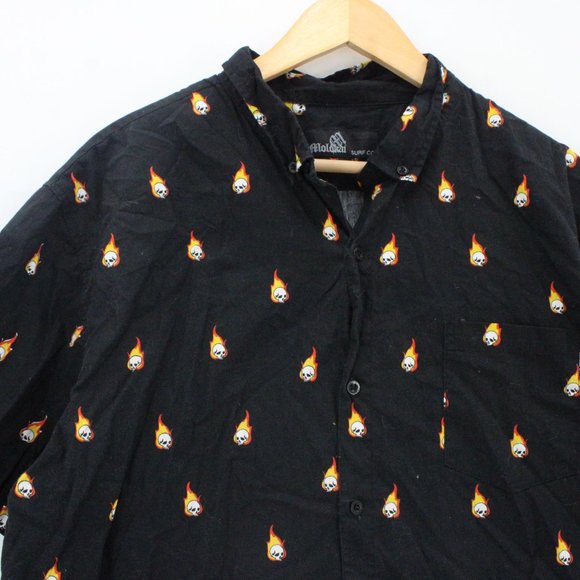 Vintage Molokai Shirt Men Black Button Down Skull Fire Graphic Collared Size 2XL - Picture 3 of 8